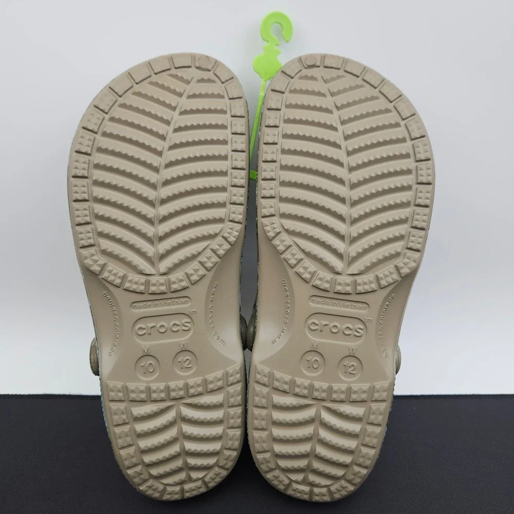 CROCS classic clogs